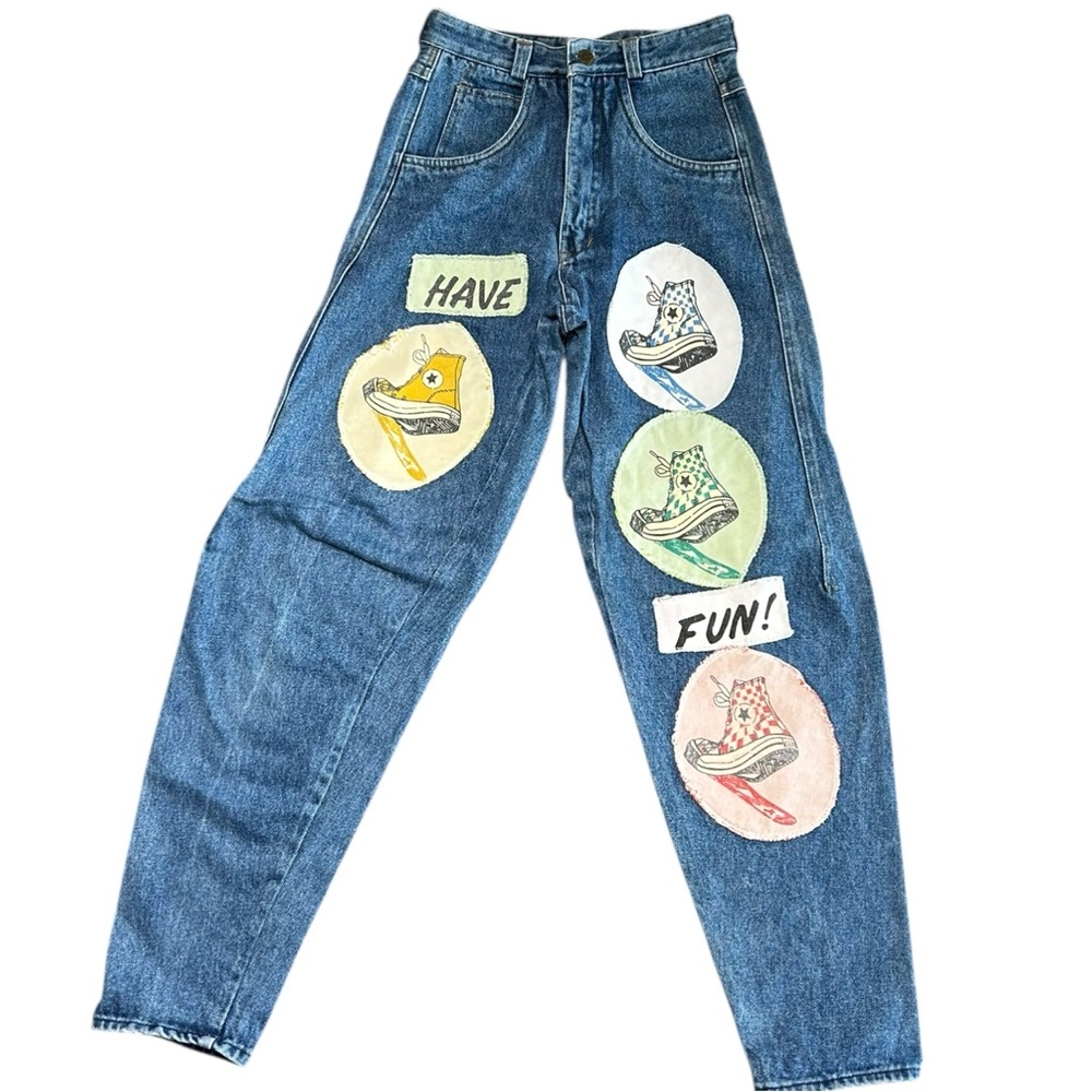 Vintage Patchwork Graphic Jeans – 90s High Waist Art Denim